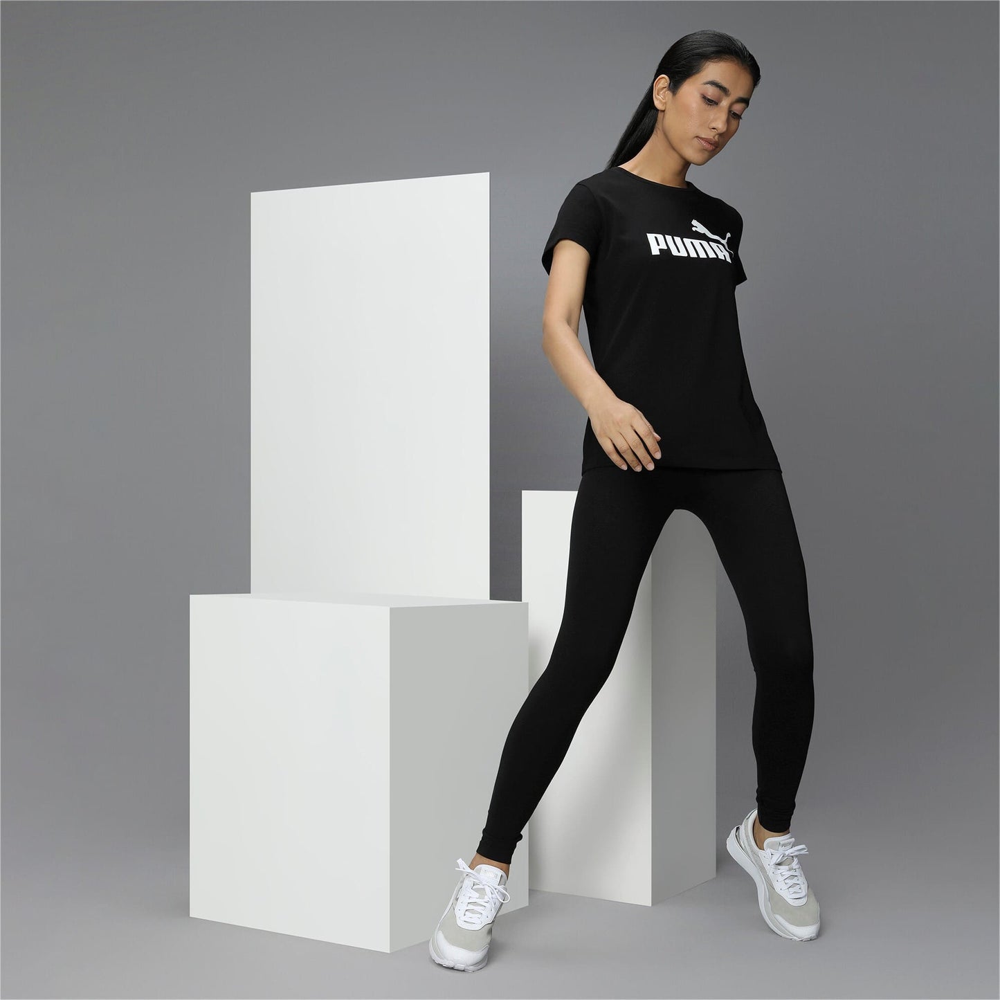 T-shirts Mulher Puma Ess Logo