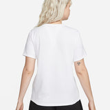 T-shirts Nike Sportswear Club Essentials